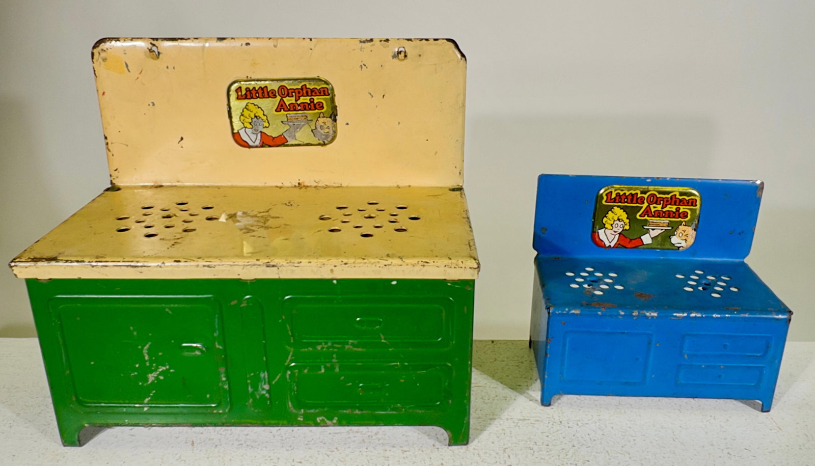 Little Orphan Annie Stoves: American 1930 - Larger is 8"L