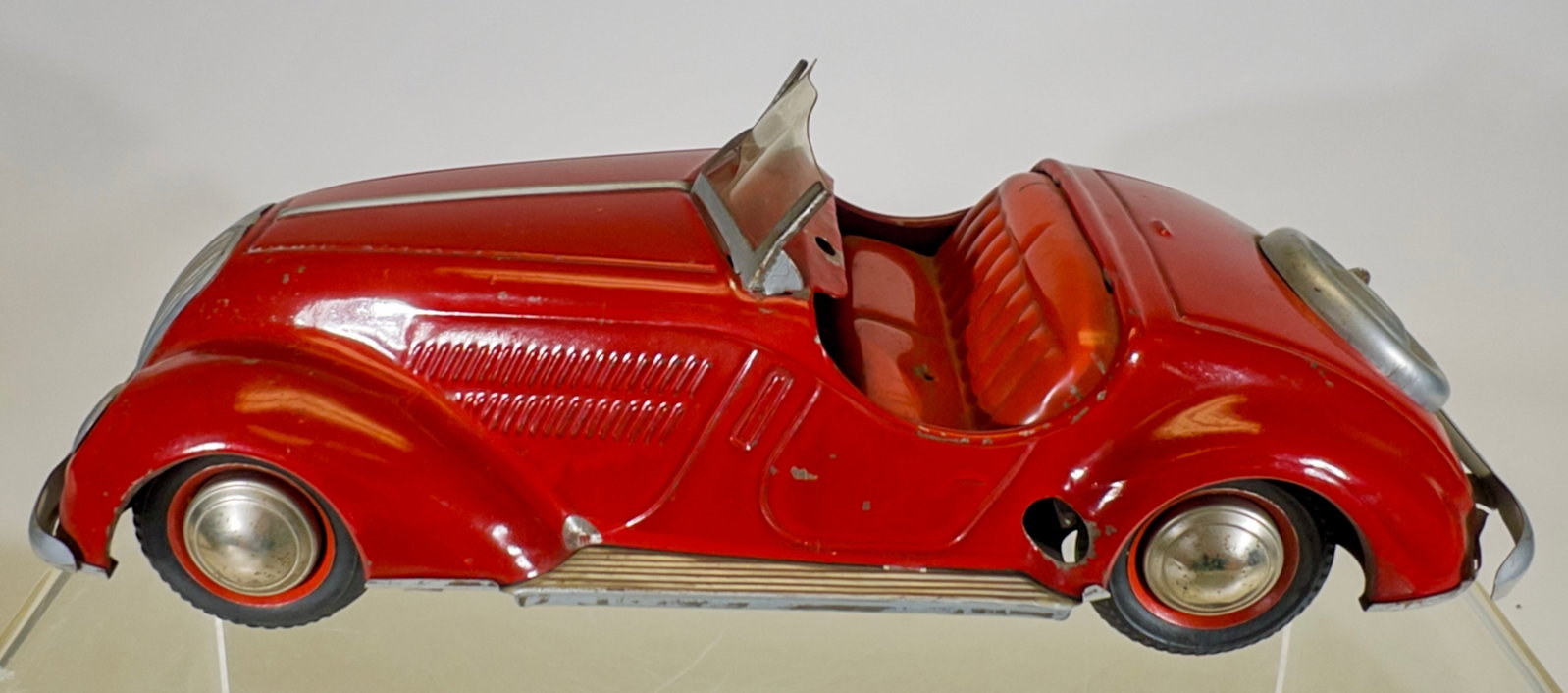 Tin Windup Roadster (1 of 2)