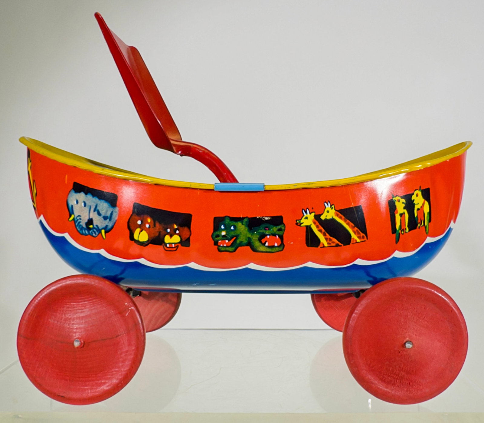 Noah's Ark Sand Toy with Shovel (1 of 2)