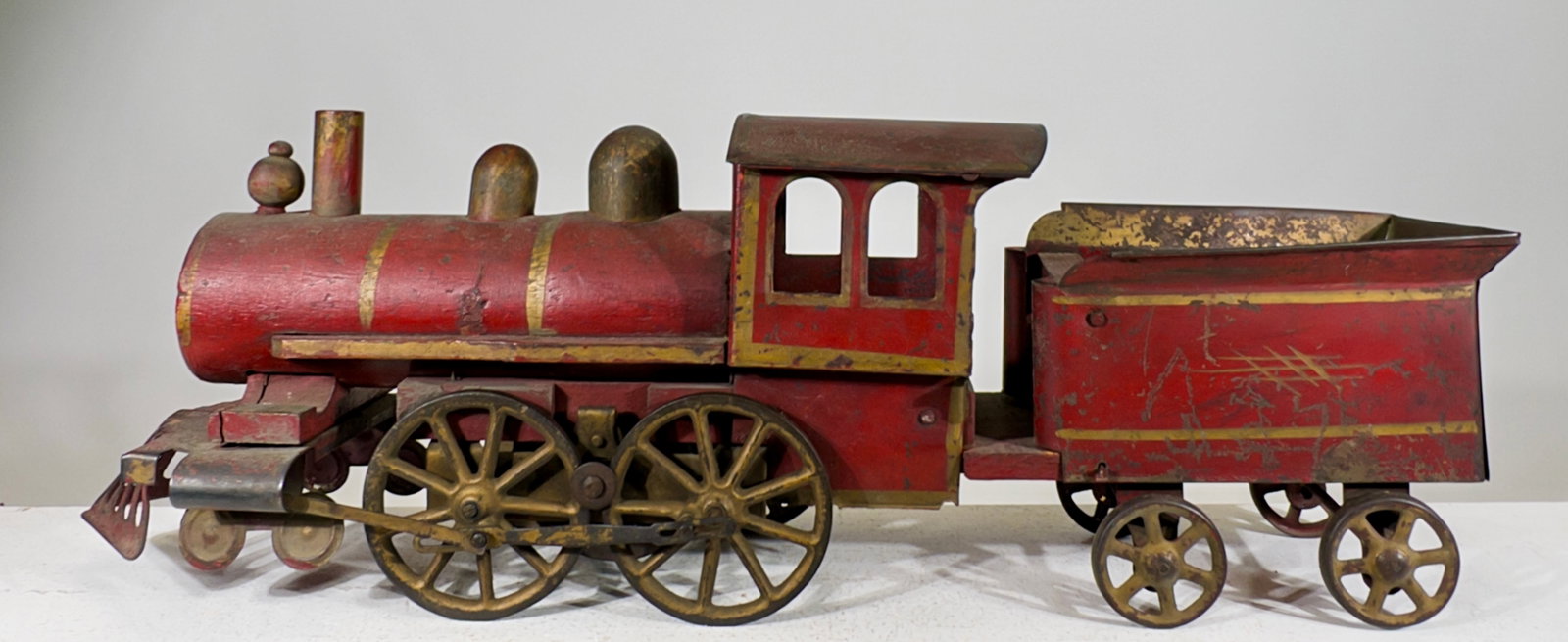 Friction Locomotive and Tender (1 of 3)