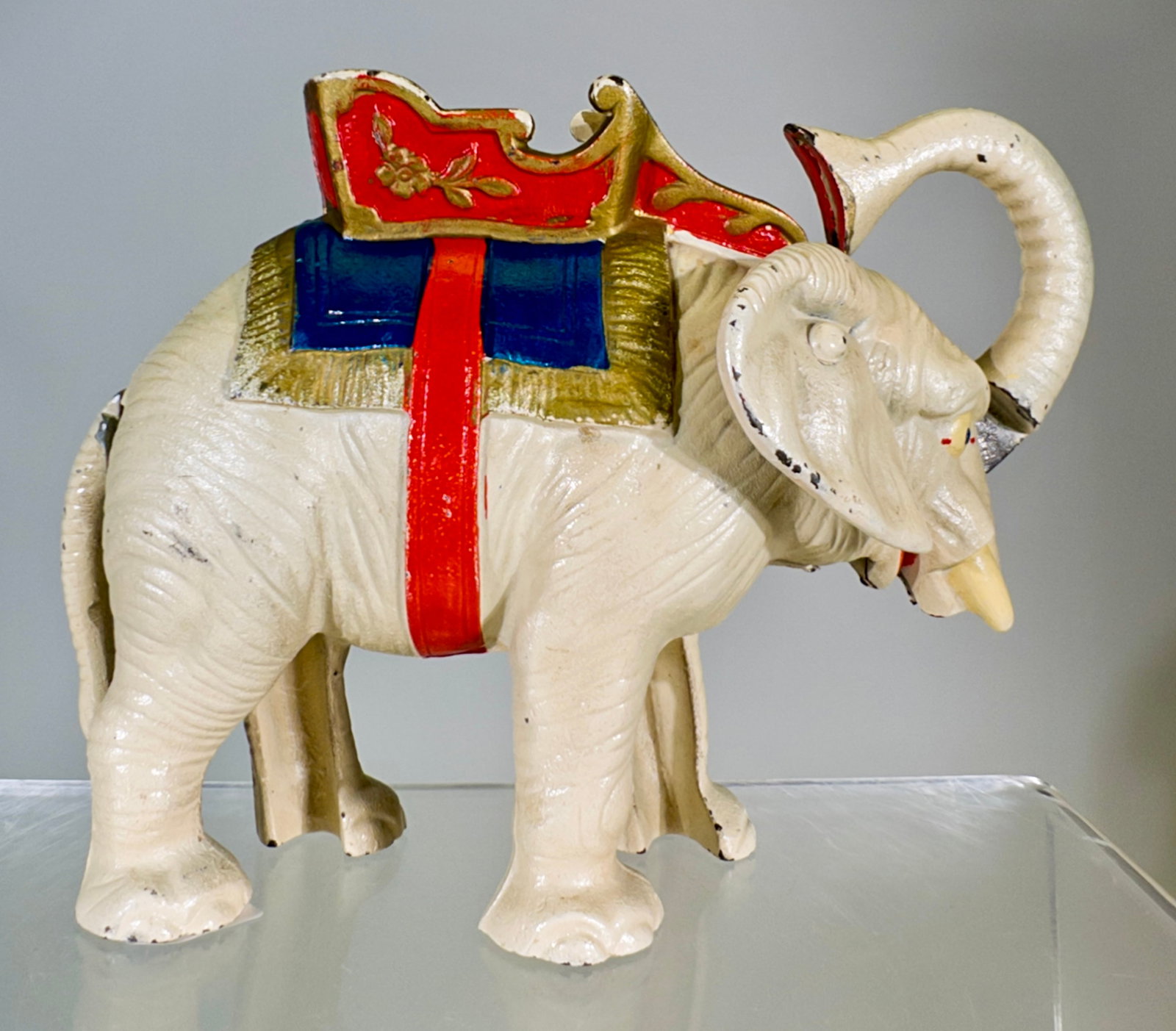 Elephant with Howdah: Hubley Mfg. Co. - Lancaster, PA. 1930 - 7 1/8"W x 5 3/8"T