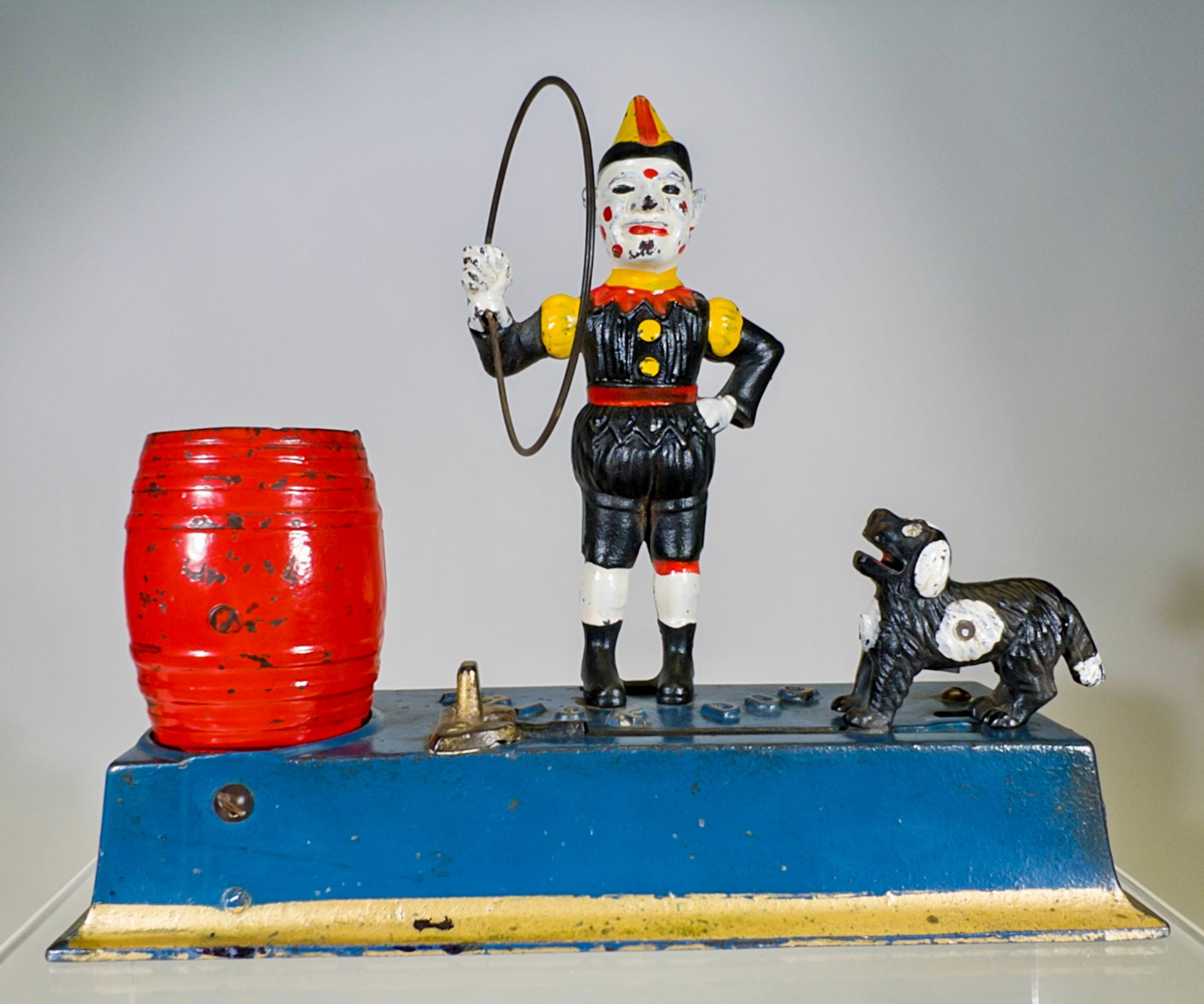 Trick Dog - Solid Base: Hubley Mfg. Co. - Lancaster, PA. 1930 - 8 1/2"W