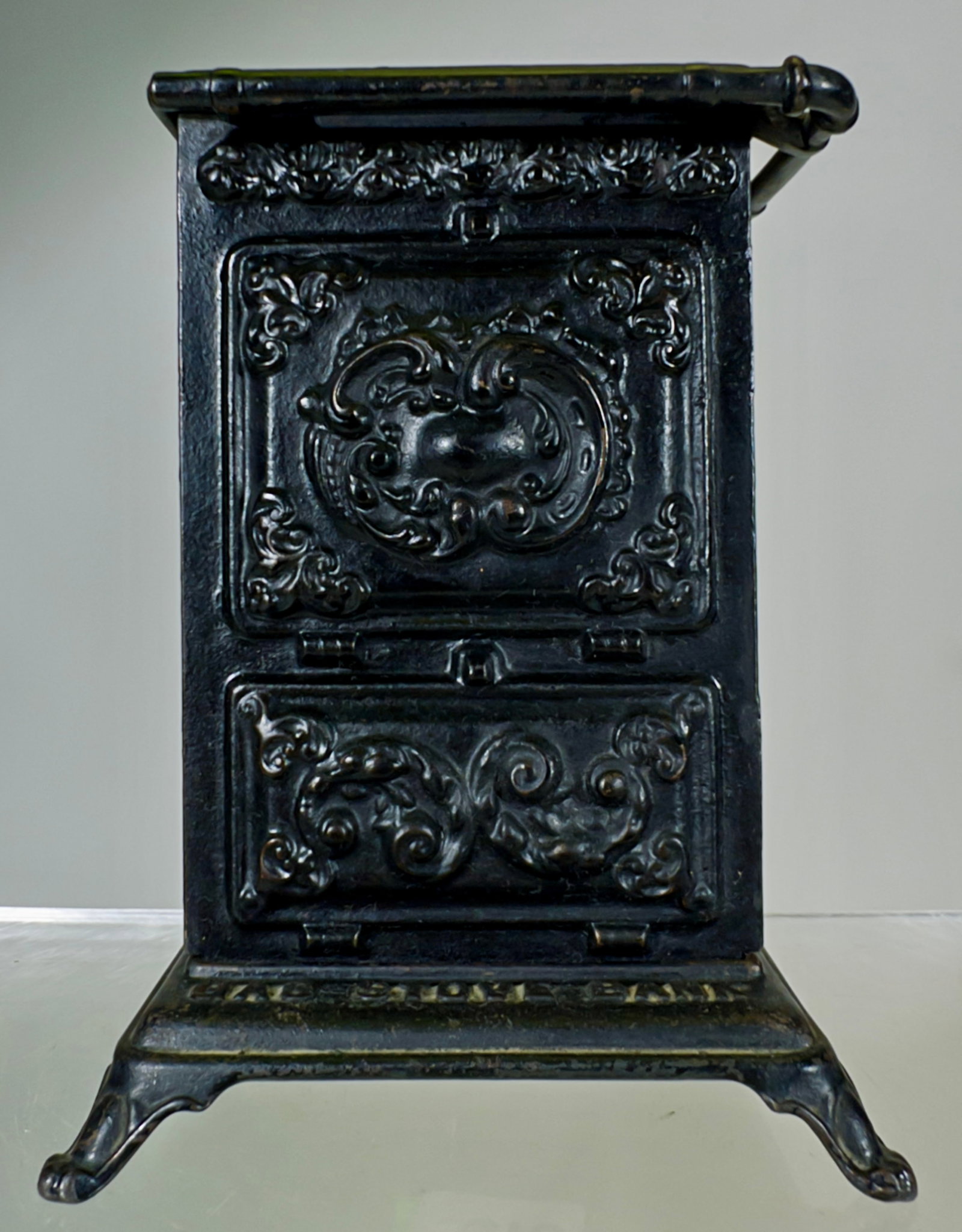 Gas Stove Bank with Advertising - Cast Iron and Tin (1 of 2)
