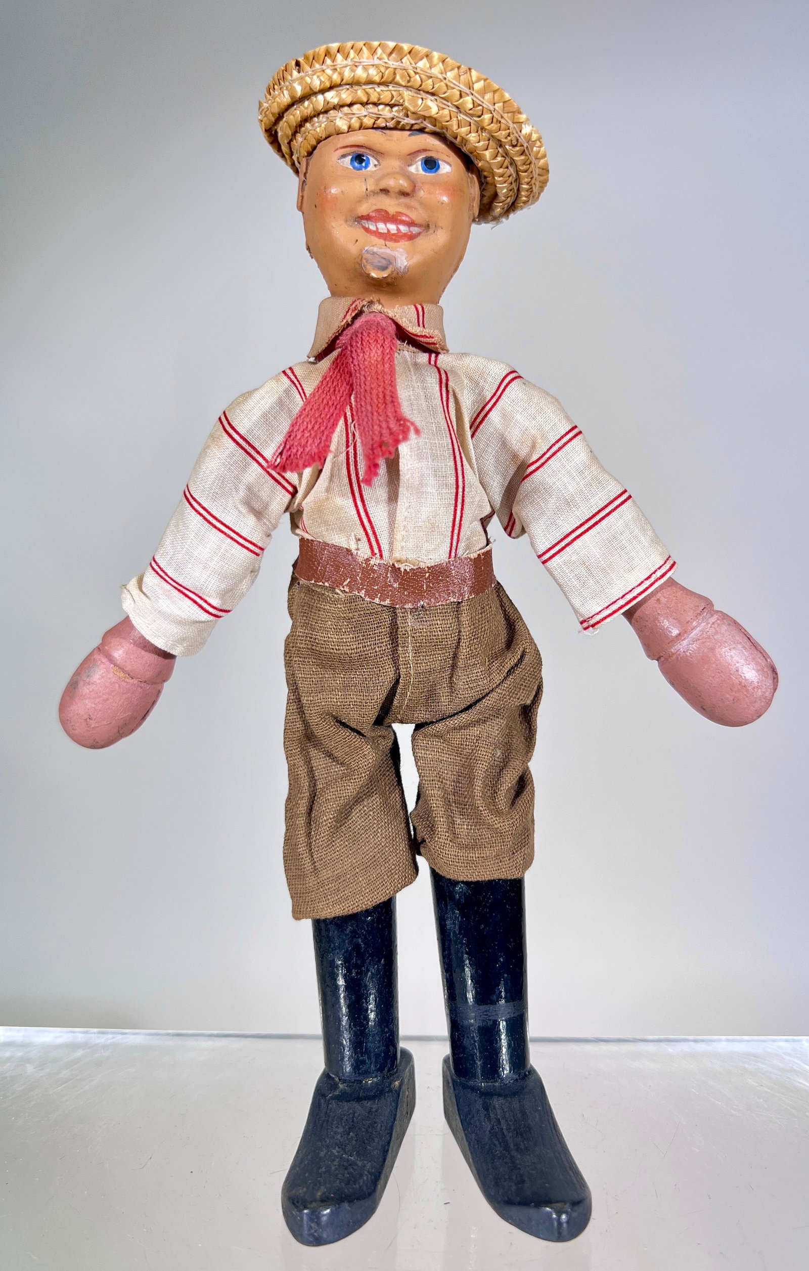 Humpty Dumpty Crew Figure (1 of 2)