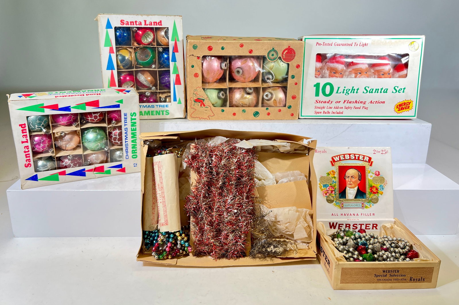 Assorted Christmas Ornaments / Beads: American / Polish 1930 to 1960