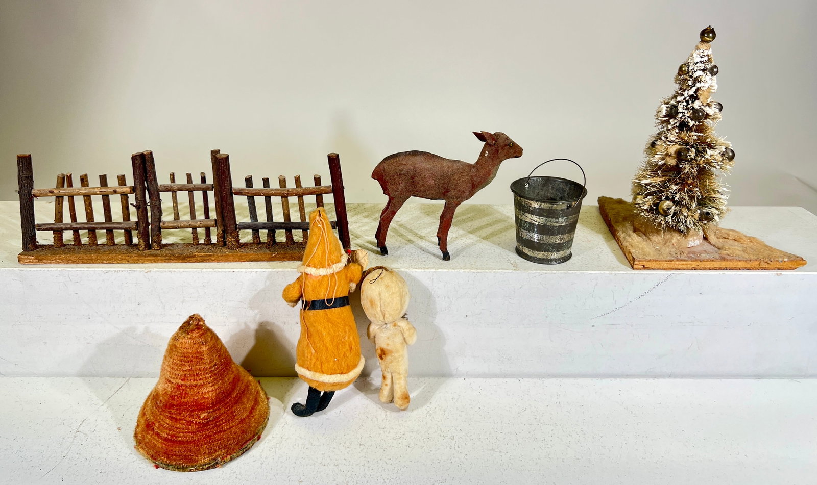 Assorted Christmas Items - 2