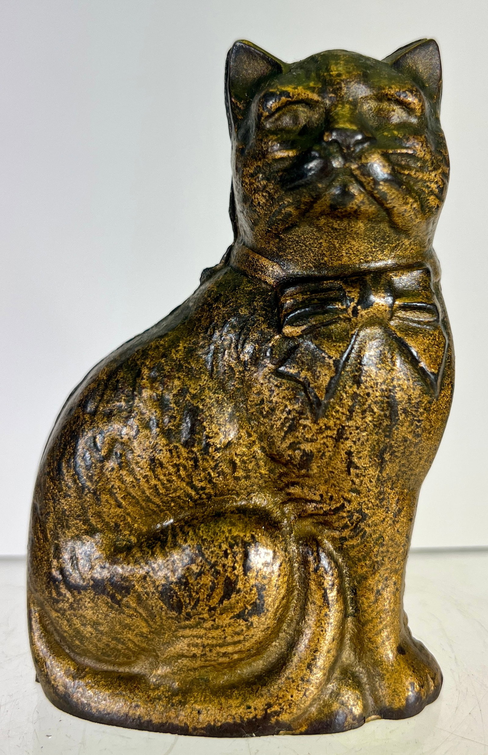 Cat with Bow - Seated - Scarce (1 of 2)