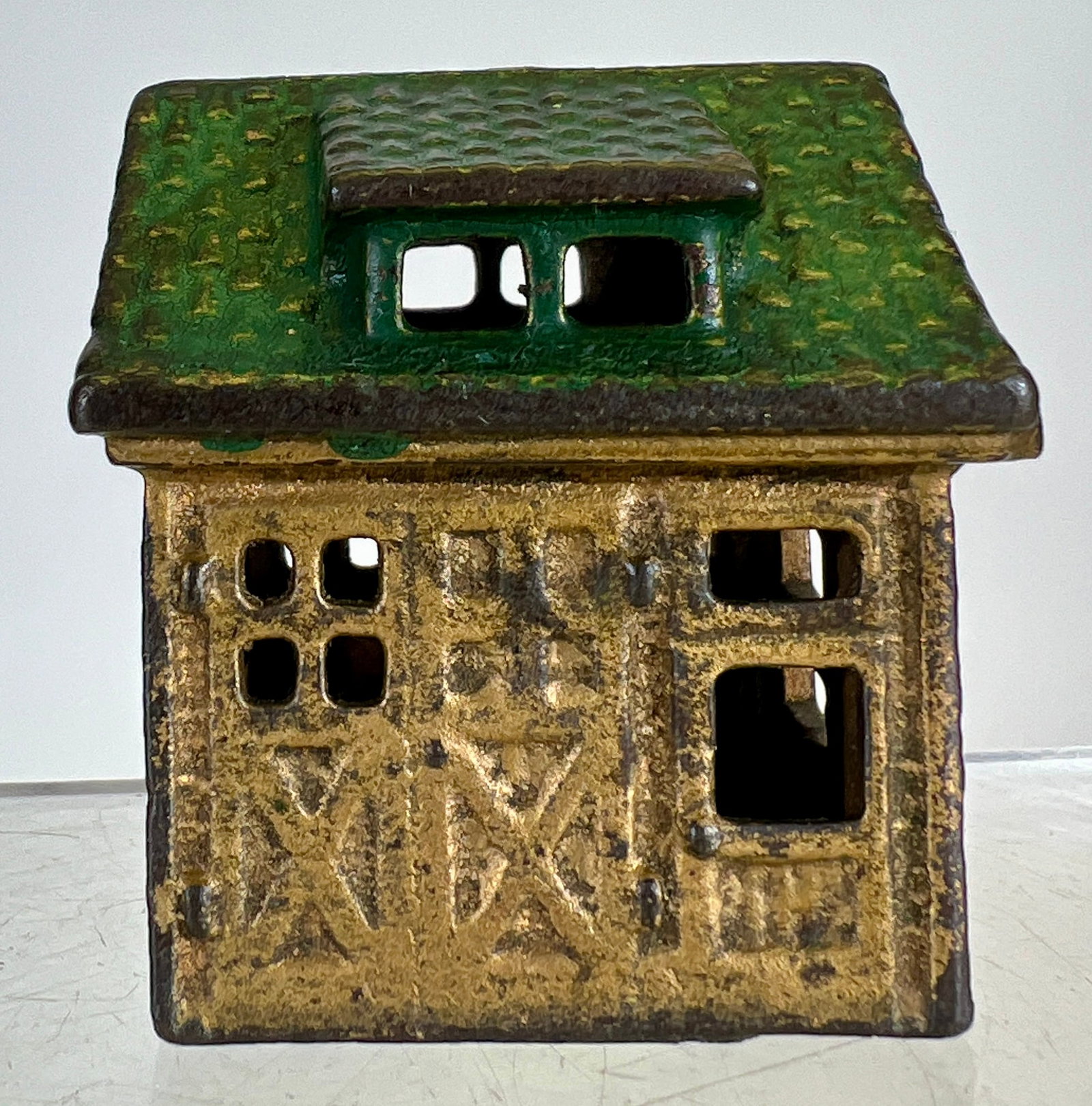 Single Car Garage Bank (1 of 2)
