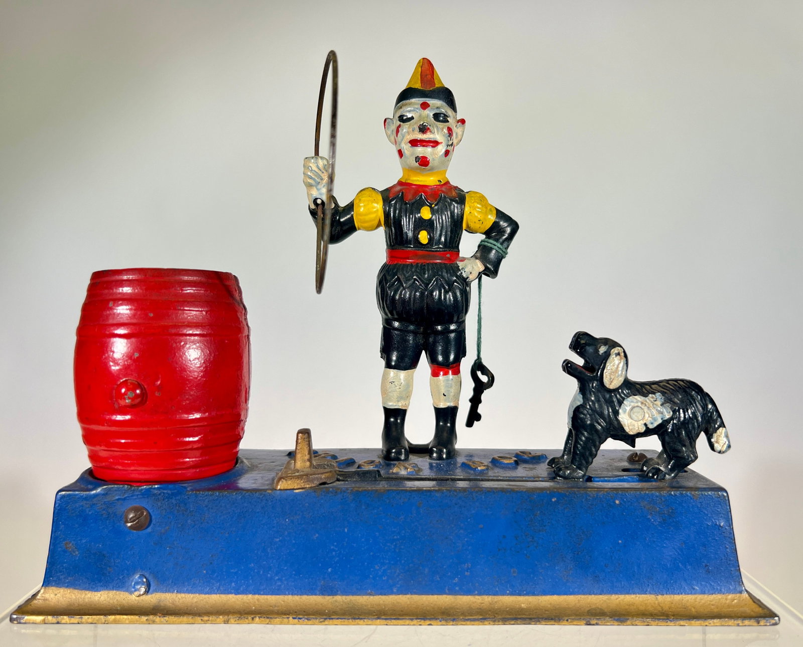 Trick Dog Solid Base: Hubley MFG Co- Lancaster, PA- 1925 8 3/4" L x 7 1/4" T