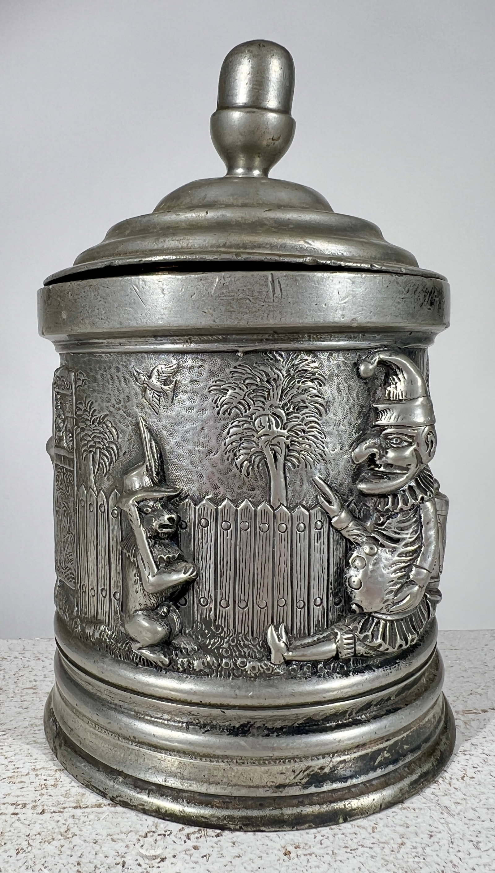 Punch Humidor Made of Lead: English- 1910- 7 1/4"T