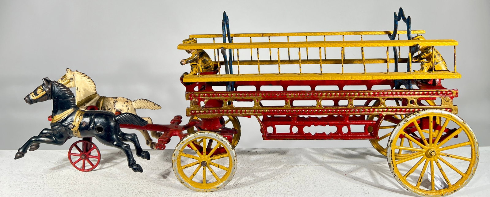 Hubley Two Horse Ladder Wagon (1 of 3)