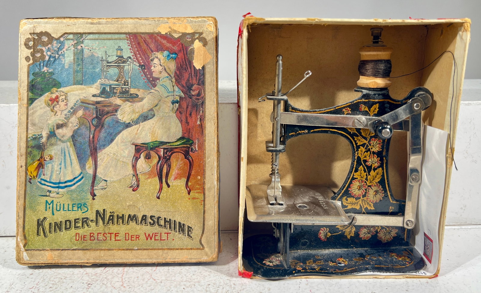 Miniature Boxed Sewing Machine (1 of 2)