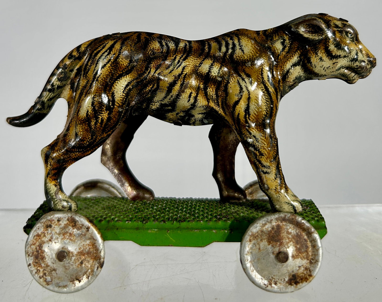 Tiger on Platform Penny Toy (1 of 2)