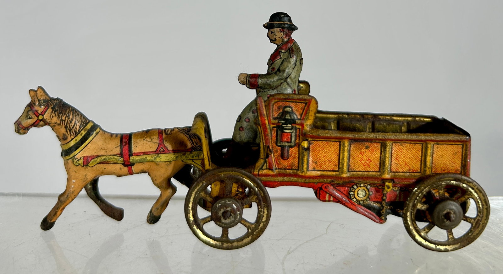 Farm Wagon Penny Toy (1 of 2)