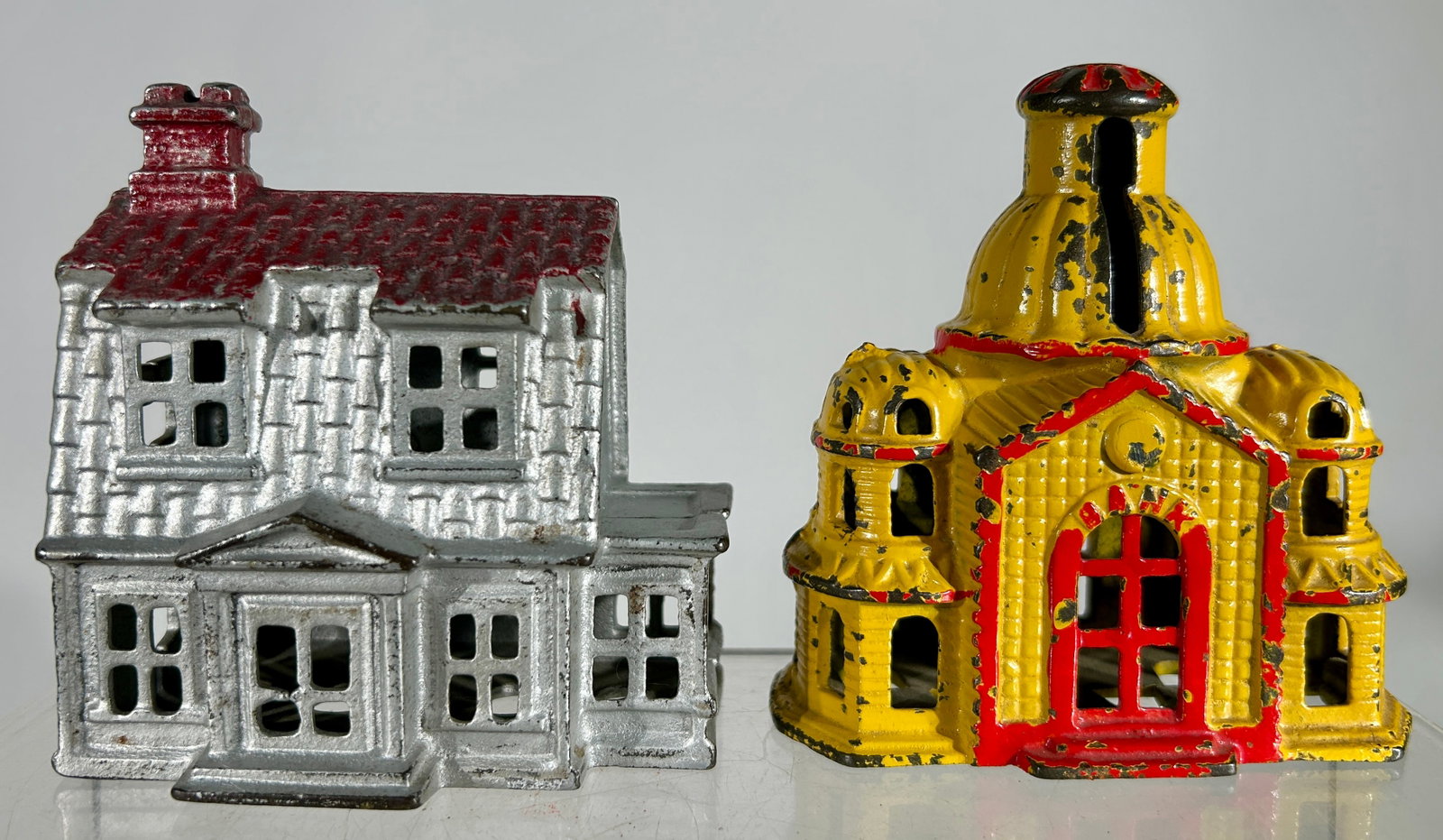 Mosque Bank / Colonial House - Large (1 of 2)