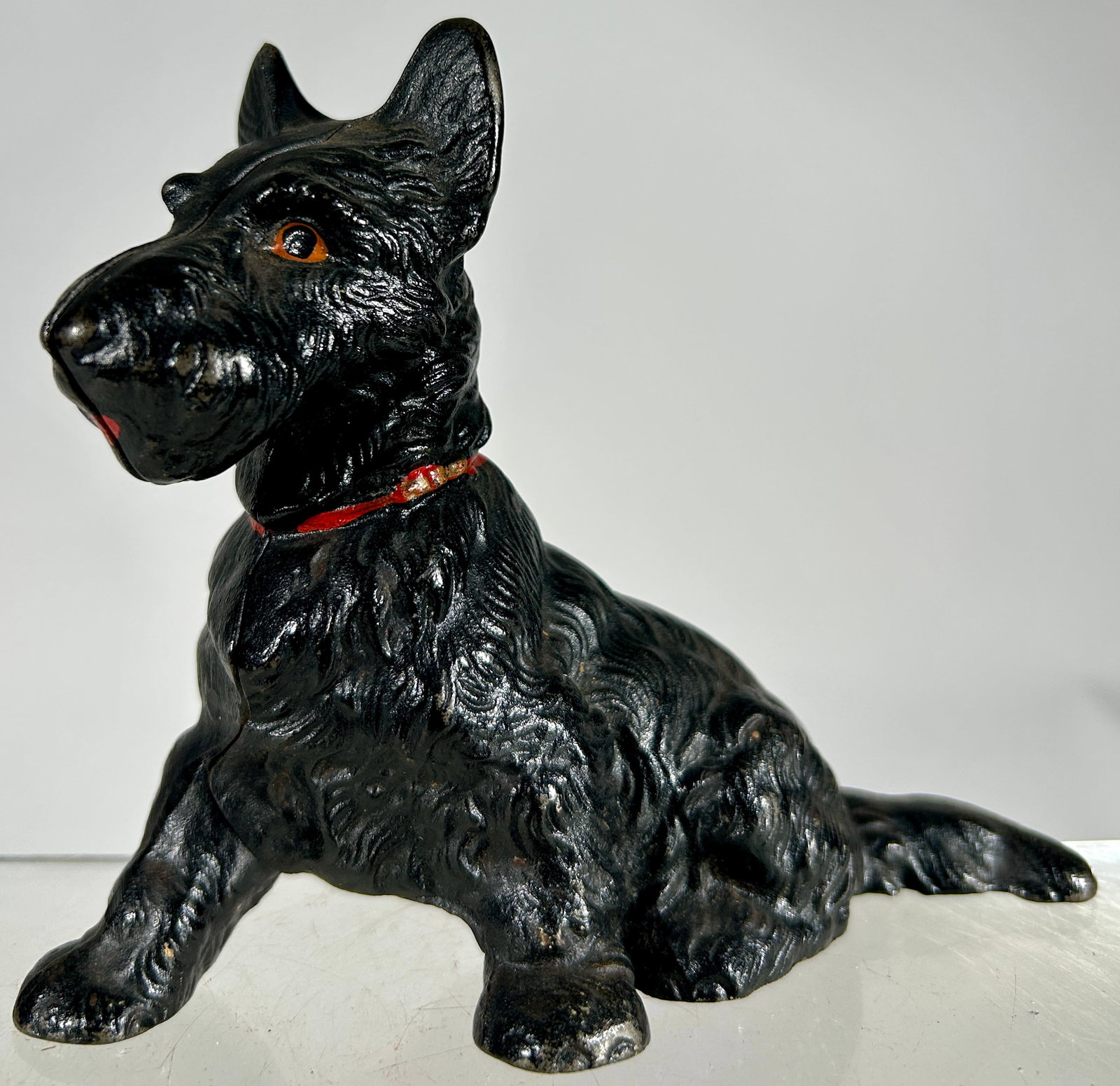 Seated Scottie Bank (1 of 2)