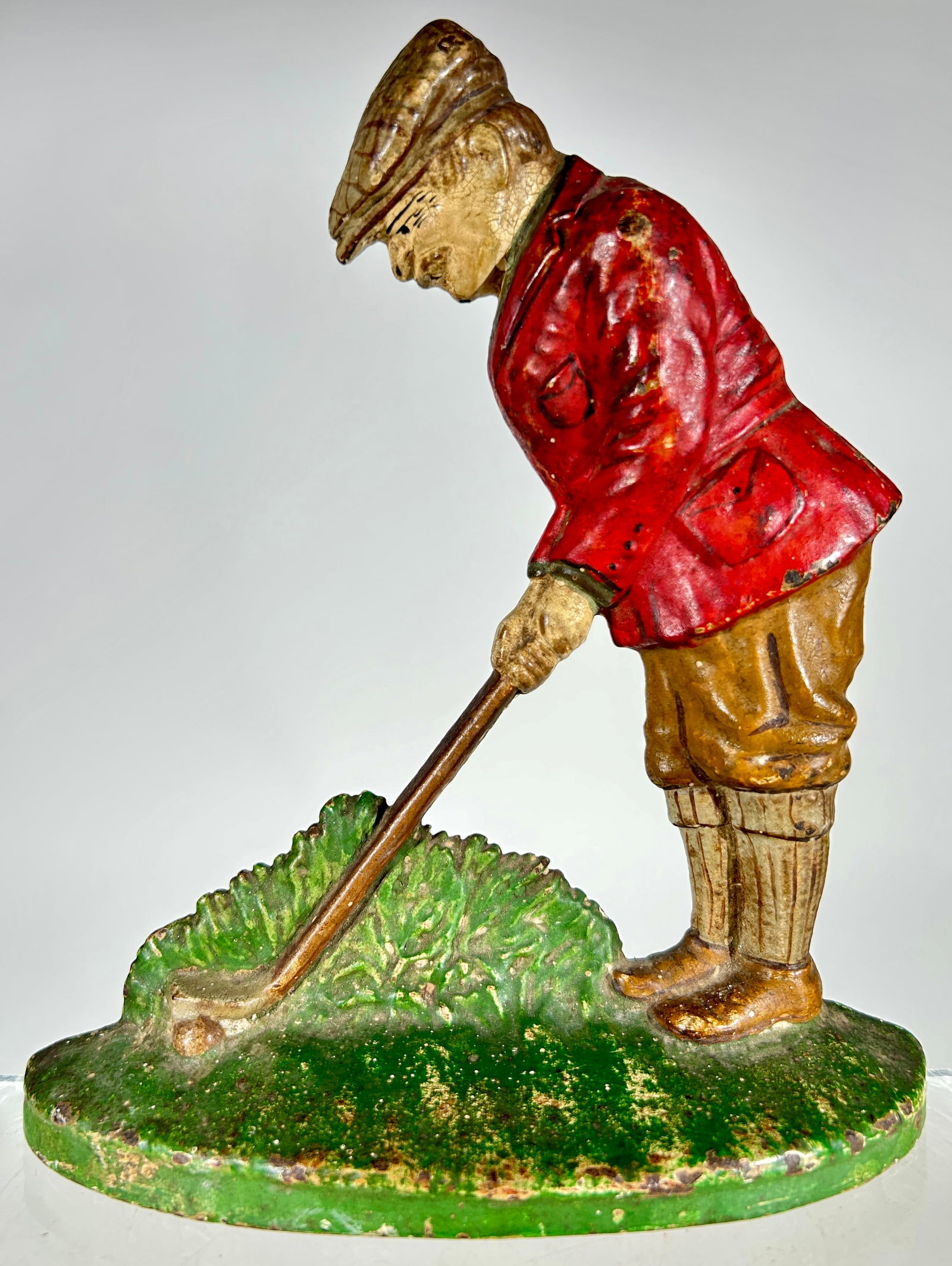 Putting Golfer Doorstop (1 of 2)