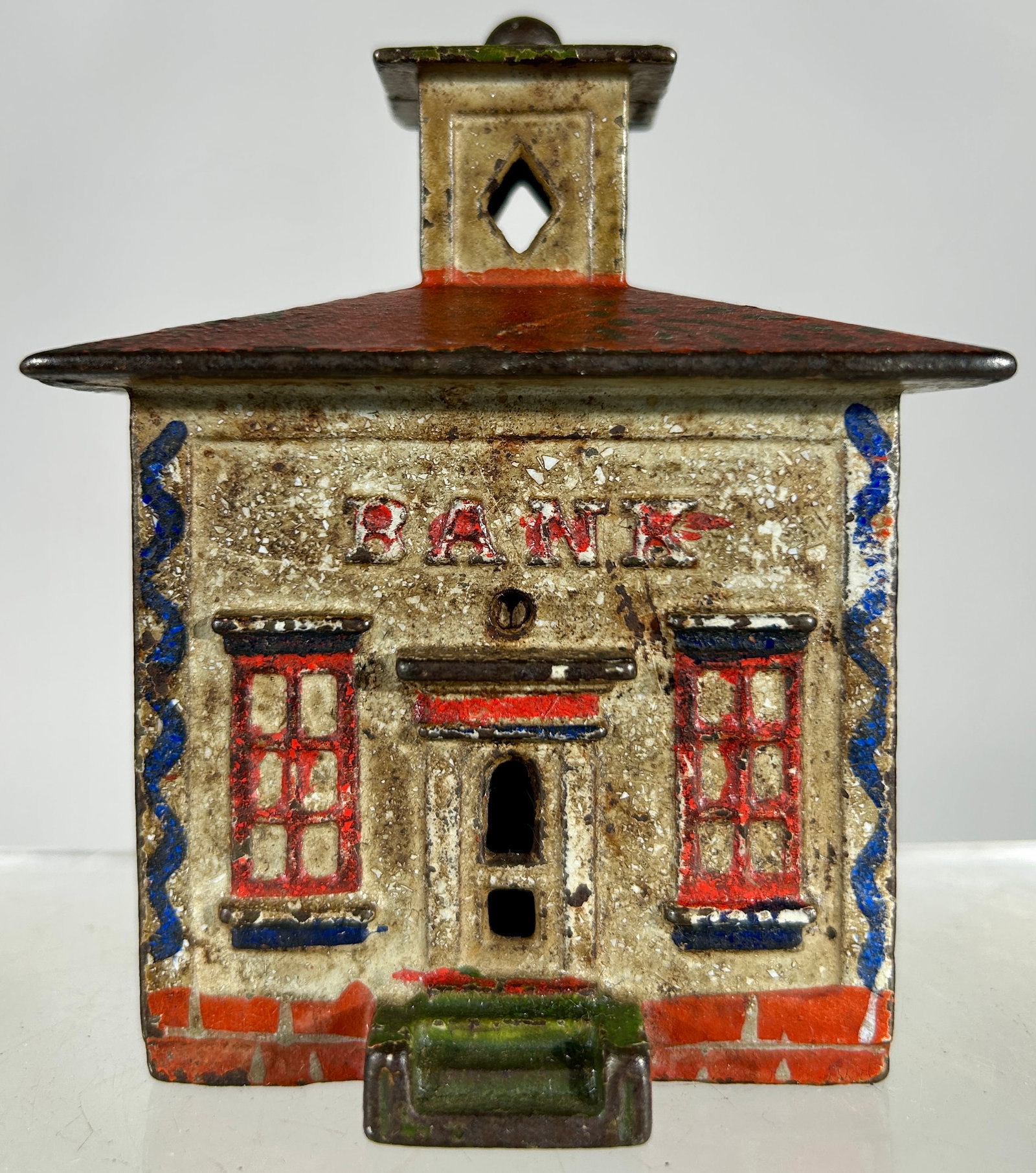 Cupola Bank - Medium (1 of 2)