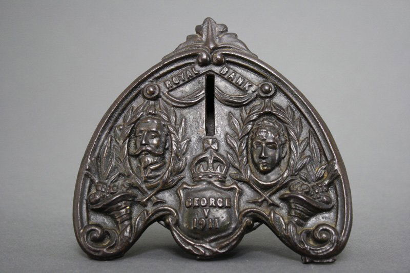 Royal Bank (George V) Still Bank: Chamberlain & Hill England - Circa 1910 Material: Cast Iron