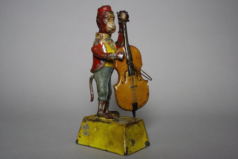 Monkey on Bass Fiddle (1 of 1)