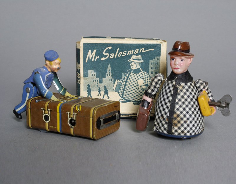 Mr. Salesman & Express Porter (1 of 1)