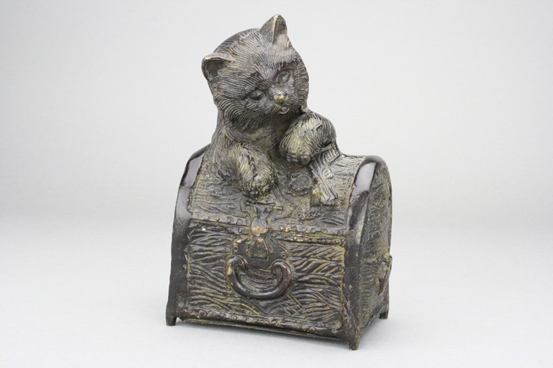 Kitten In Treasure Chest (1 of 1)