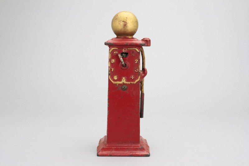 Gasoline Pump (1 of 1)