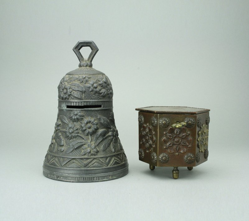 Bell / Hexagonal Box (1 of 1)