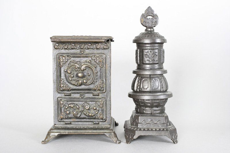 Gas Stove / Parlor Stove Still Bank: American - Circa 1900 Material: Cast Iron
