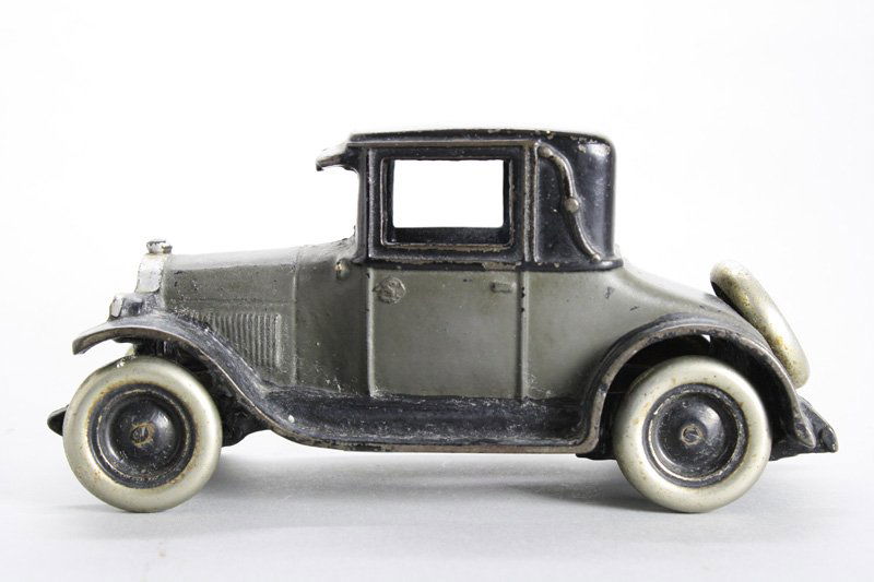 Chevy Coupe Cast Iron: Arcade Mfg. Co. Illinois - Circa 1925 - 8” Long Material: Cast Iron