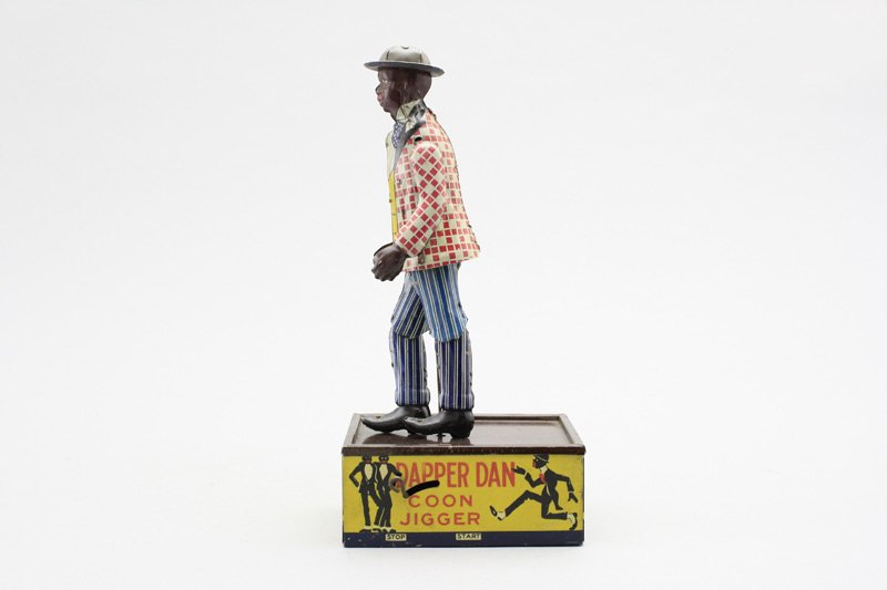 Dapper Dan Louis Marx: New York - Circa 1925 The toy is in excellent condition and works well. Material: Tin