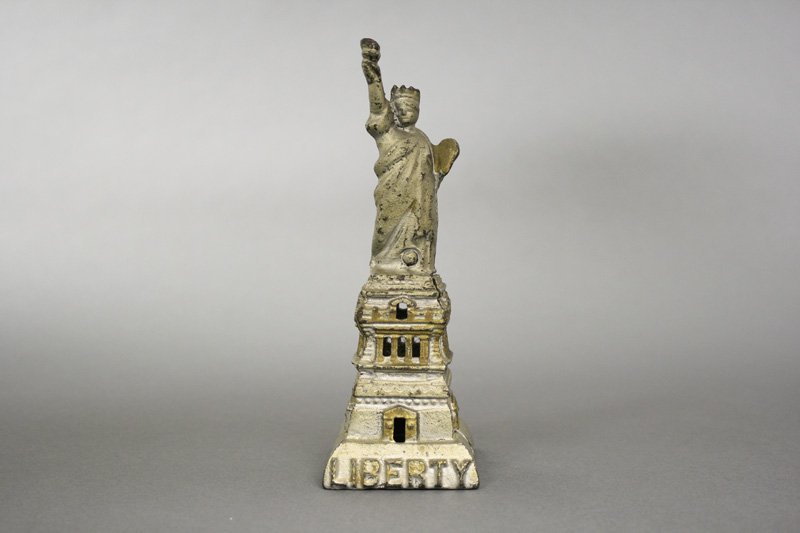 Statue of Liberty – Medium: Kenton Hardware - Circa 1915 Material: Cast Iron