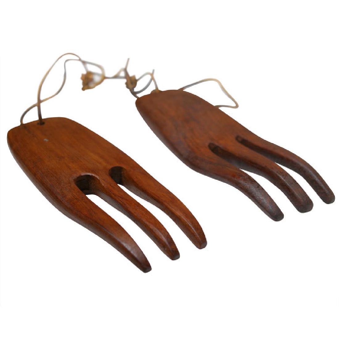 Midcentury Walnut Salad Tongs by Carl Auböck (1 of 3)