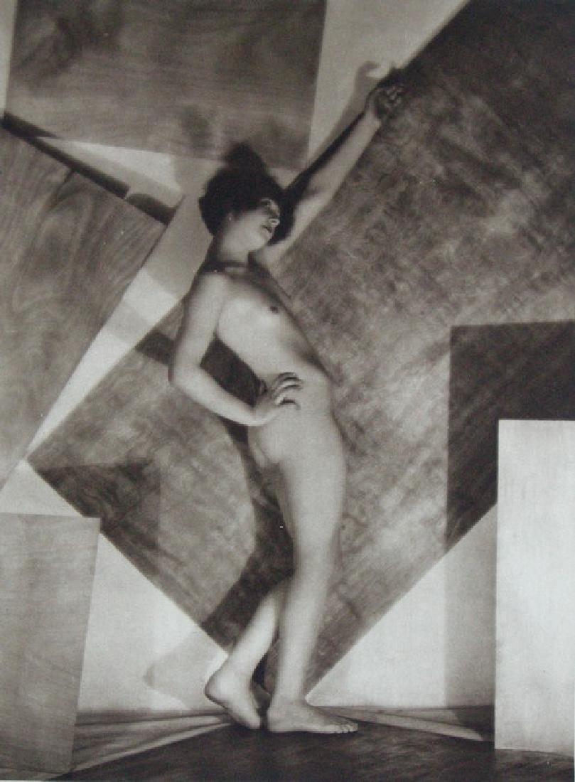 Nude by Stanislaus Walery. C1920: Stanislaus Walery, a Parisian photographer produced a wonderful group of art studies as a folio of 100 nudes called NUS under the pseudonym Laryew in 1920. His models were girls from the Follies Berge