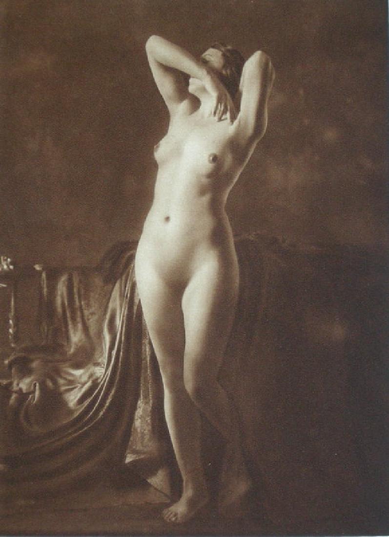 German nude by Franz Grainer, Munich: German nude by Franz Grainer, Munich. Photogravure from Natur und Kultur Das Weiss. 1925. Minor glue marks on back. 8.5 x 6.25 in.