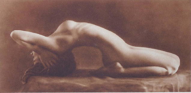 Czech nude by Frantisek Drtikol, Prague: Czech nude by Frantisek Drtikol, Prague. Photogravure from Natur und Kultur Das Weiss. 1925. 4.125 x 8.375 in.