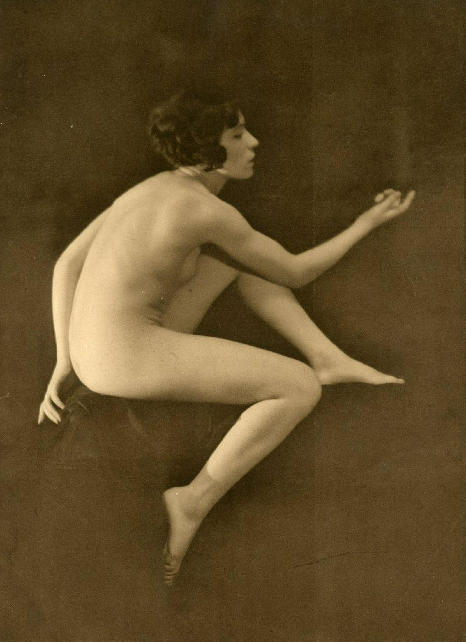 Nude by Stanislaus Walery. C1920: Stanislaus Walery, a Parisian photographer produced a wonderful group of art studies as a folio of 100 nudes called NUS under the pseudonym Laryew in 1920. His models were girls from the Follies Berge