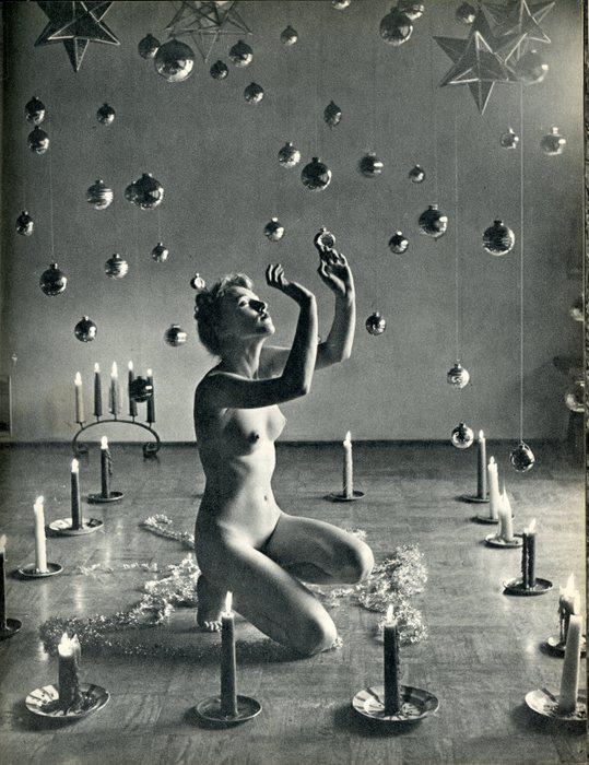 Nude by Andre de Dienes. C1956: Nude by Andre de Dienes. C1956. American-Hungarian photographer famous for nude photography and photographs of a young Marilyn Monroe. Photogravure from The Nude. 10.75 x 8.25 in. Reverse: 7 x 8.25 in