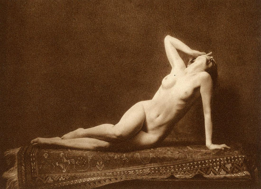 Estonian Nude by Dr. Henry Buergel Goodwin, Stockholm: Estonian Nude by Dr. Henry Buergel Goodwin, Stockholm. Photogravure from Natur und Kultur Das Weiss. 1925. 4.5 x 6.25 in.