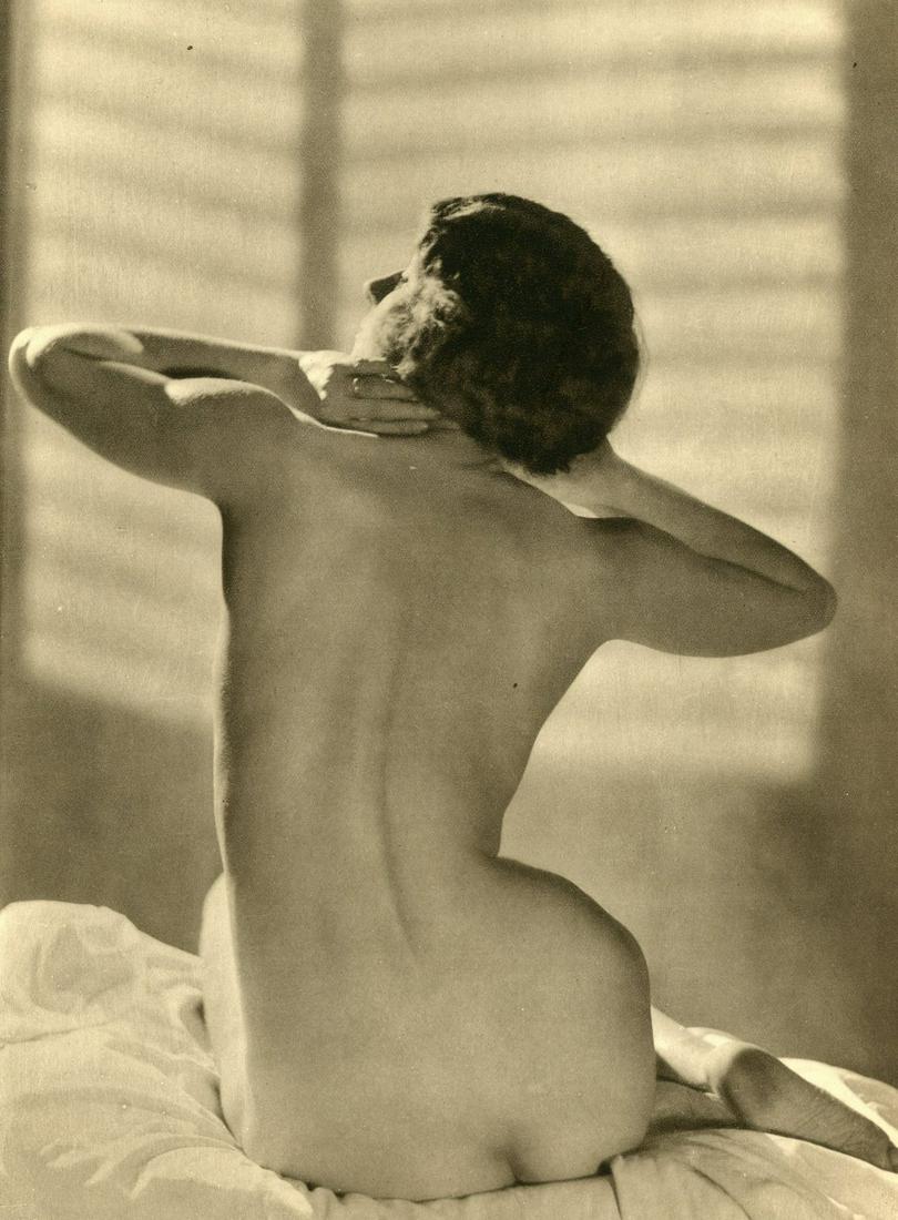 Nude by Bertram Park & Yvonne Gregory. C1936.: Nude by Bertram Park & Yvonne Gregory. C1936. 9.375 x 7 in. Rev: 9.5 x 6.75 in.