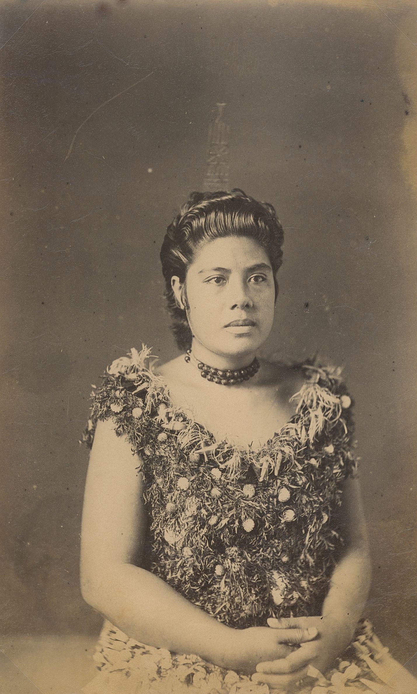 High Rank Samoan Lady wearing cocoanut comb, c1893: High Rank Samoan Lady wearing cocoanut comb, c1893. Very good contrast and tonality, bottom edge fading. Attributed to John Davis. 8 x 4.875 in. 20.32 x 12.38 cm