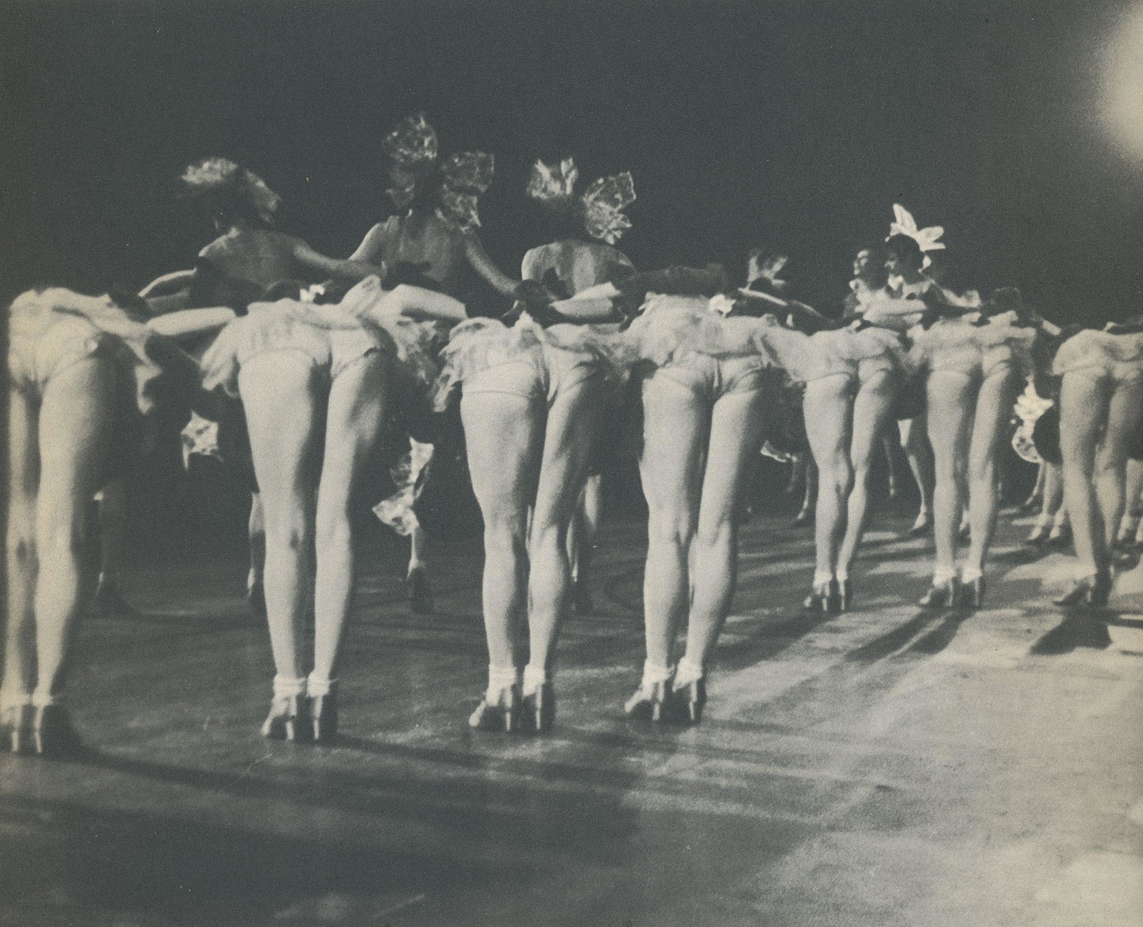 Untitled by H. Foster Ensminger. c1937: Untitled by H. Foster Ensminger. C1937. B & W. double depth deeptone offset. 6.75 x 8.25 in. Rev: Untitled by Fred R. Archer. 8.75 x 7.5 in.