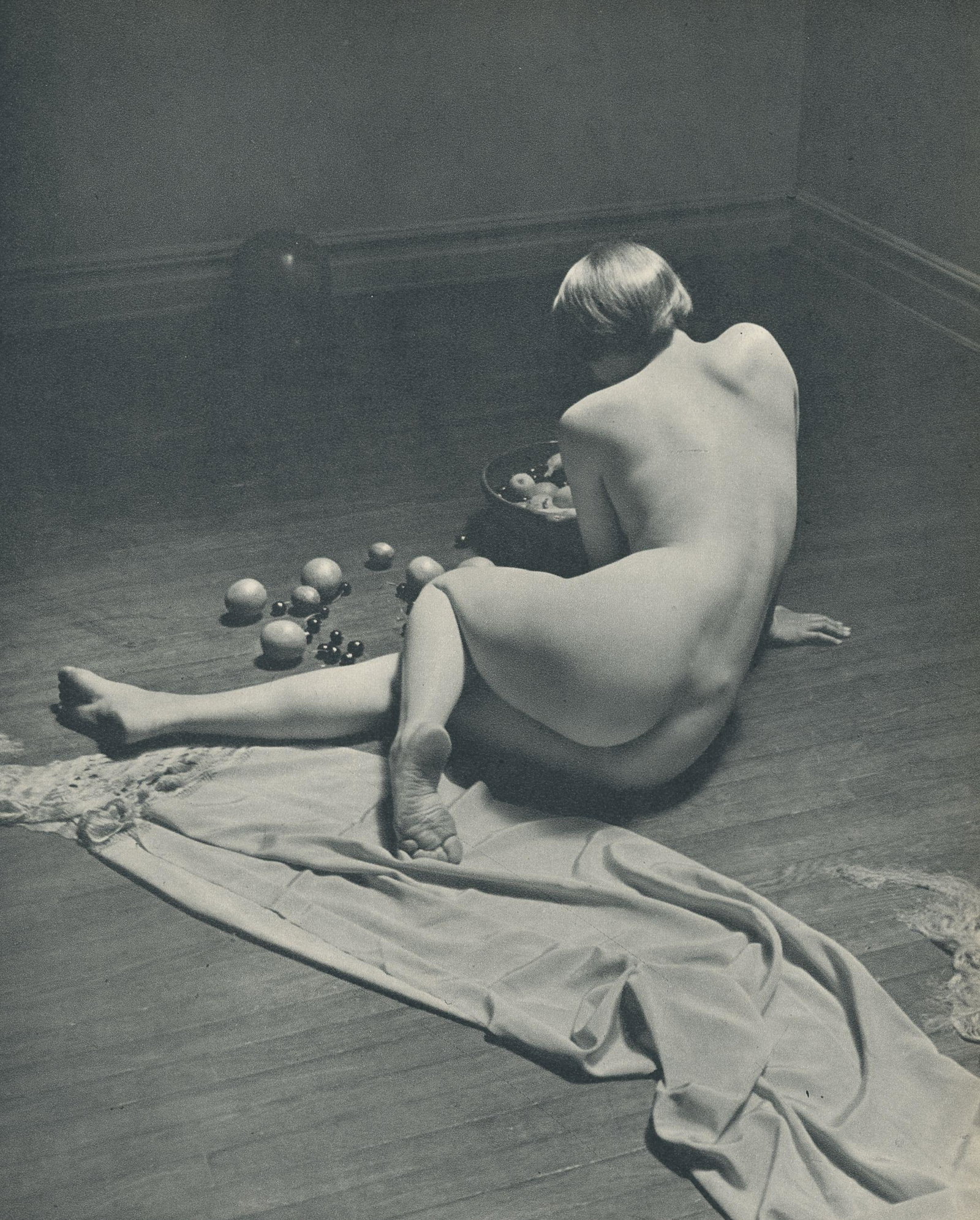 Nude by Andre de Dienes. C1956: Nude by Andre de Dienes. C1950. American-Hungarian photographer famous for nude photography and photographs of a young Marilyn Monroe. Photogravure from The Nude. 8.75 x 7.125 in. Rev: 10.75 x 8.25 in