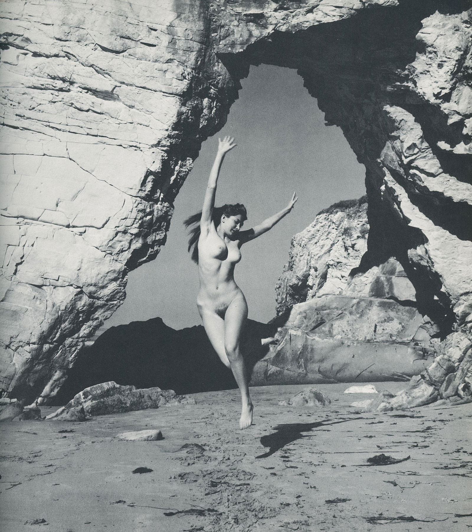 Nude by Andre de Dienes. C1966: Nude by Andre de Dienes. C1966. 9.5 x 8.625 in. Reverse: 8.75 x 8.625 in.