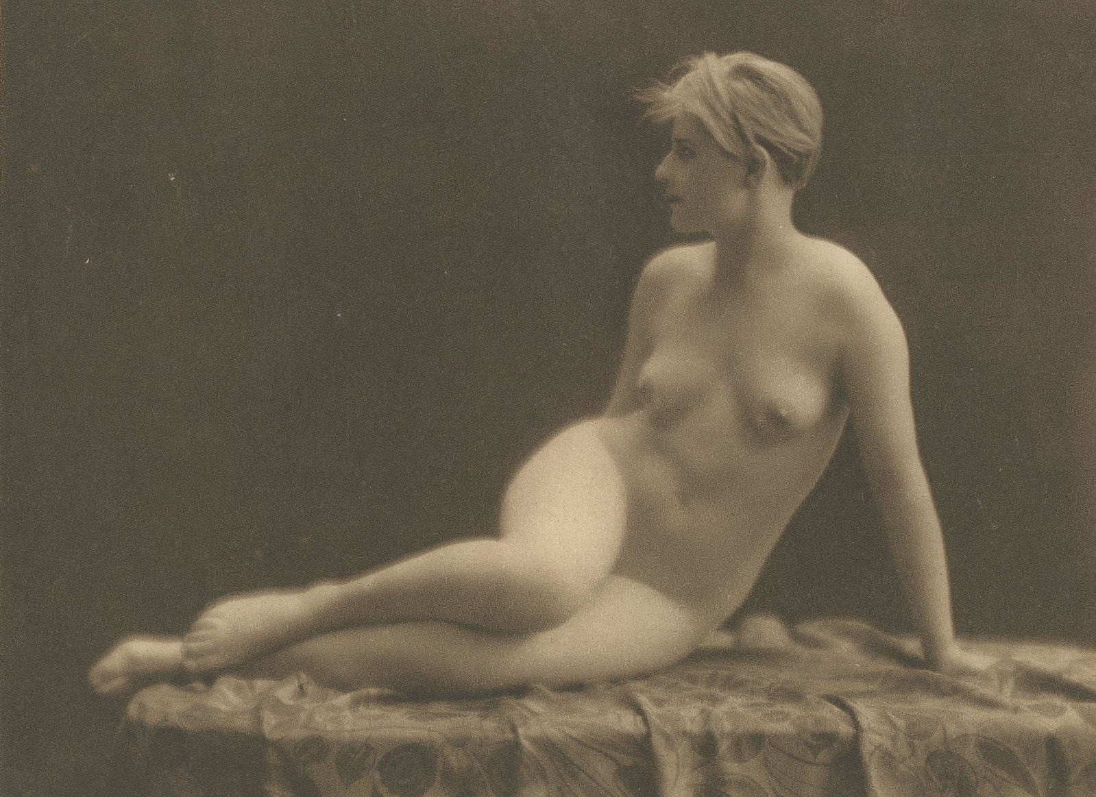 Nude by Stanislaus Walery. C1920: Stanislaus Walery, a Parisian photographer produced a wonderful group of art studies as a folio of 100 nudes called NUS under the pseudonym Laryew in 1920. His models were girls from the Follies Berge