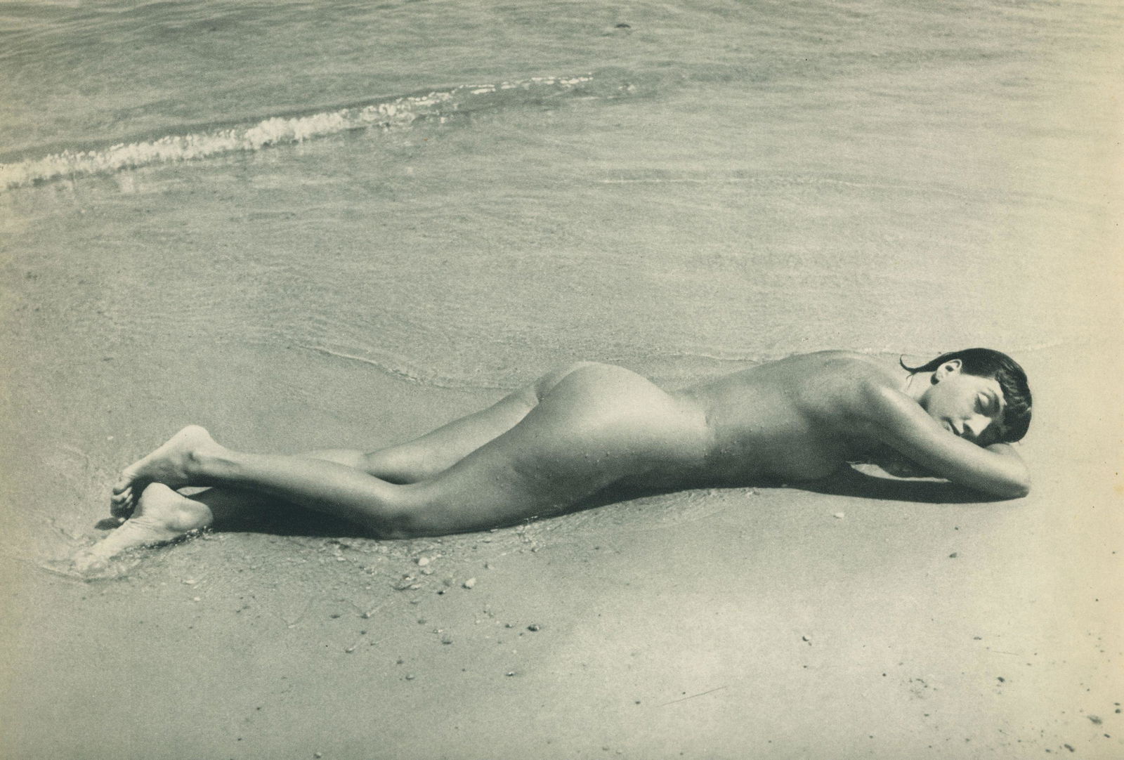 Nude by Fritz Henle. C1954: Nude by Fritz Henle. C1954. 7.625 x 9.75 in. Rev: Nude by Herbert List. 8.375 x 9.75 in.