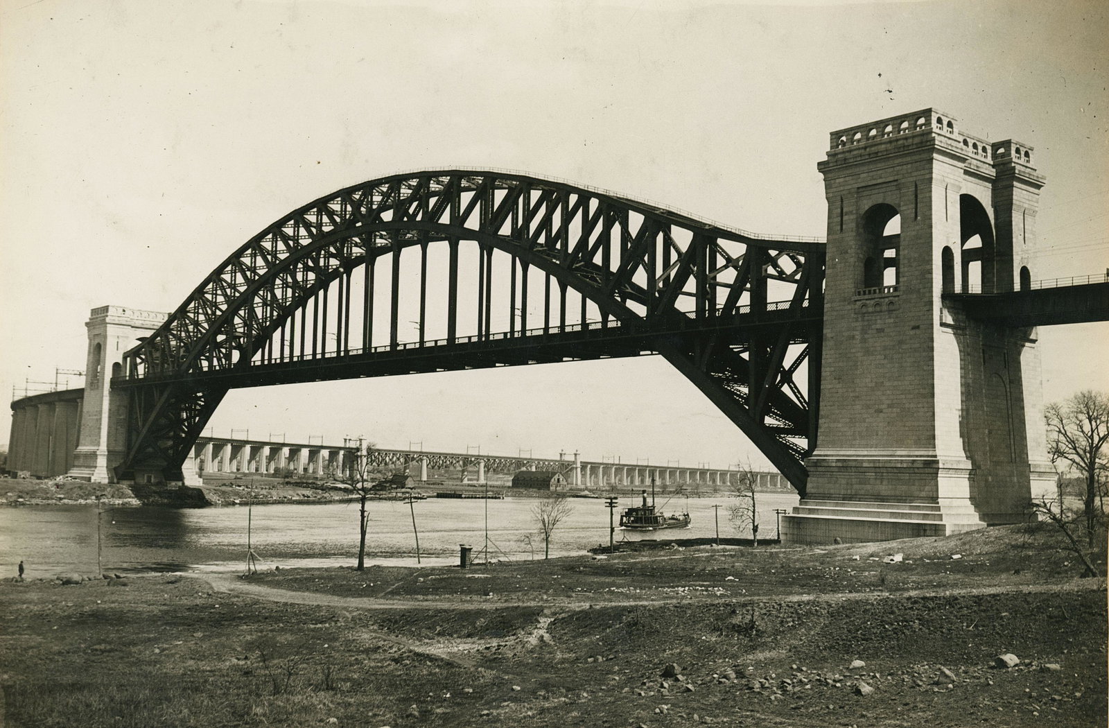 Hell Gate Bridge, New York City. C1925 (1 of 1)