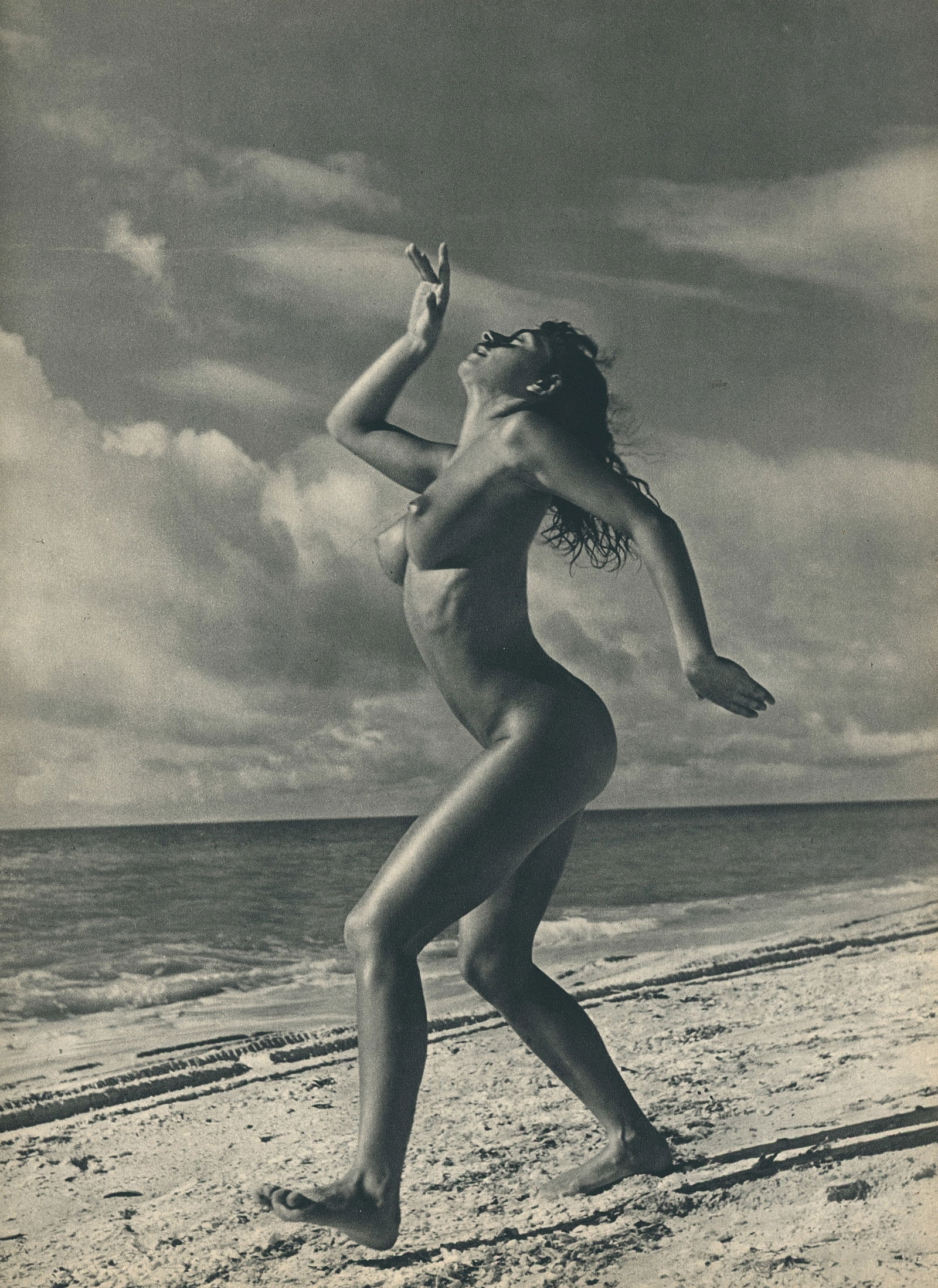 Nude by Andre de Dienes. C1949: Nude by Andre de Dienes. C1949. American-Hungarian photographer famous for nude photography and photographs of a young Marilyn Monroe. 11.75 x 8.75 in. Rev: 11.75 x 8.75 in.