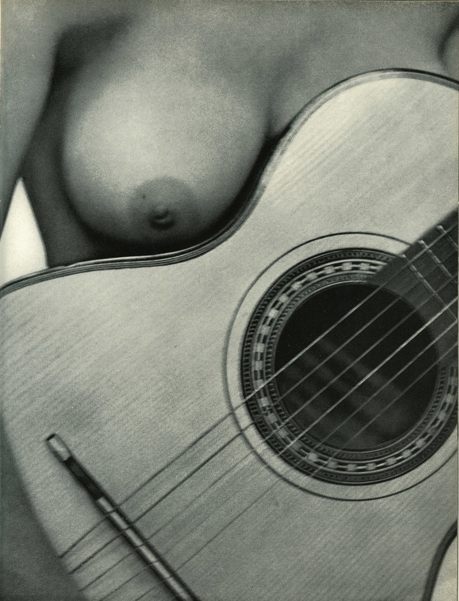 Nude by Zoltan Glass. c1955: Nude by Zoltan Glass (1903 – 1981), a Hungarian photographer who was one of the renowned photographers of the 20th century. 10.125 x 7.75 in.