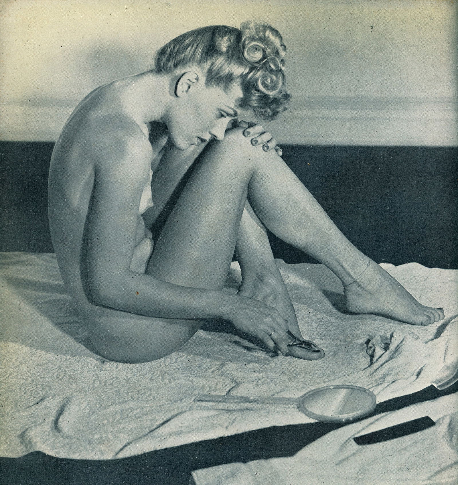 Nude by Andre Dienes. C1952: Nude by Andre de Dienes. (1913 - 1985). American-Hungarian photographer famous for nude photography and photographs of a young Marilyn Monroe. 9 x 8.5 in. Reverse: 9.5 x 8 in.